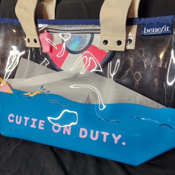 *NEW* Benefit Cosmetics 3 Piece Giftset - Picture 6 of 10